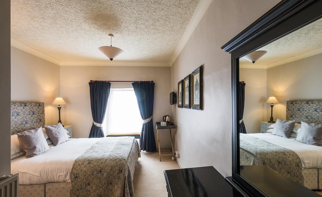 The West House Otel Llantwit Major Dış mekan fotoğraf