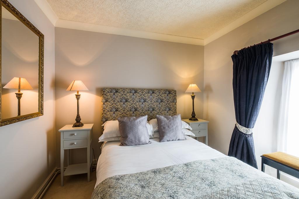 The West House Otel Llantwit Major Dış mekan fotoğraf